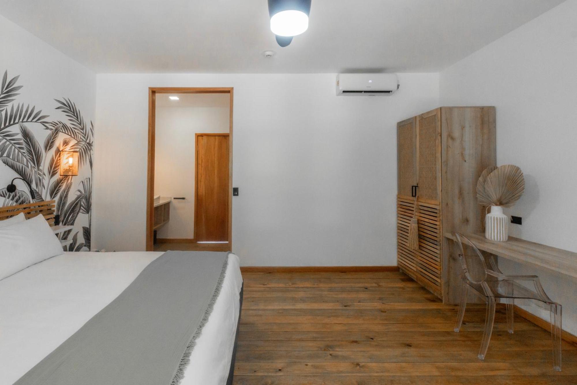 S Boutique Hotel Бокас-дель-Торо Экстерьер фото