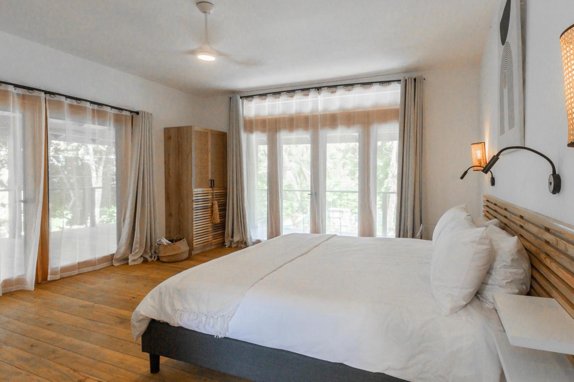 S Boutique Hotel Бокас-дель-Торо Экстерьер фото